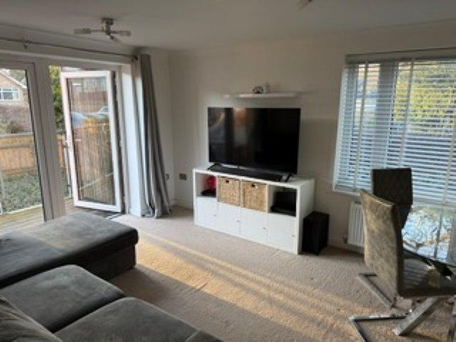 Flat 5 Charlotte House , Reigate 